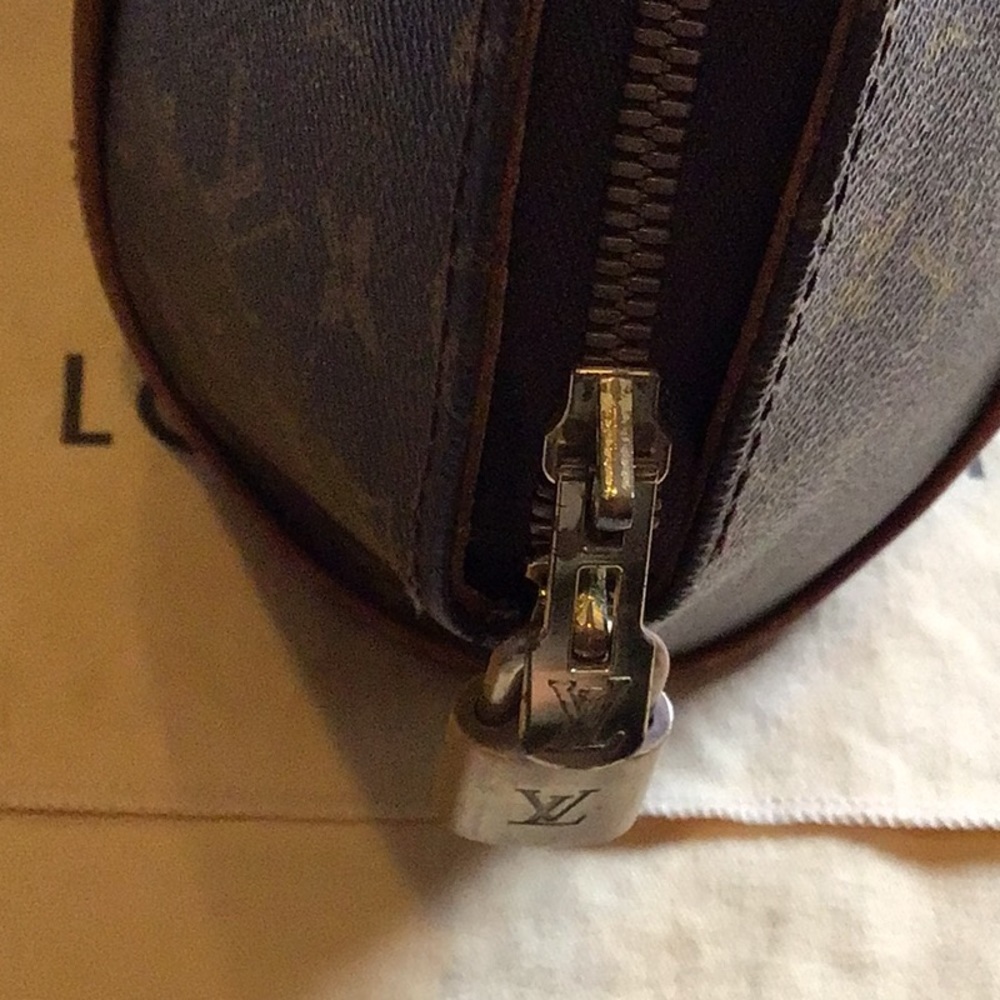 %Louisvuittonclassicmonogram Ellipse Pm - image 5